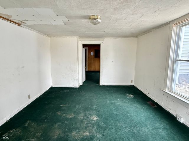328-330 W Mechanic Street, Shelbyville, IN 46176