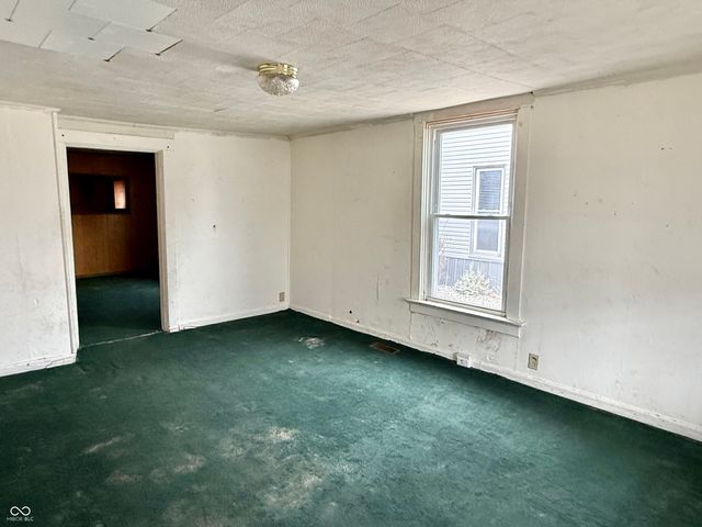 328-330 W Mechanic Street, Shelbyville, IN 46176