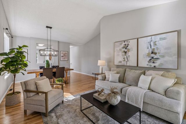 11962 85th Place N, Maple Grove, MN 55369