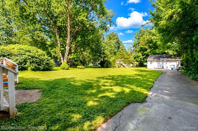 38276 Hamon Street, Harrison Twp, MI 48045