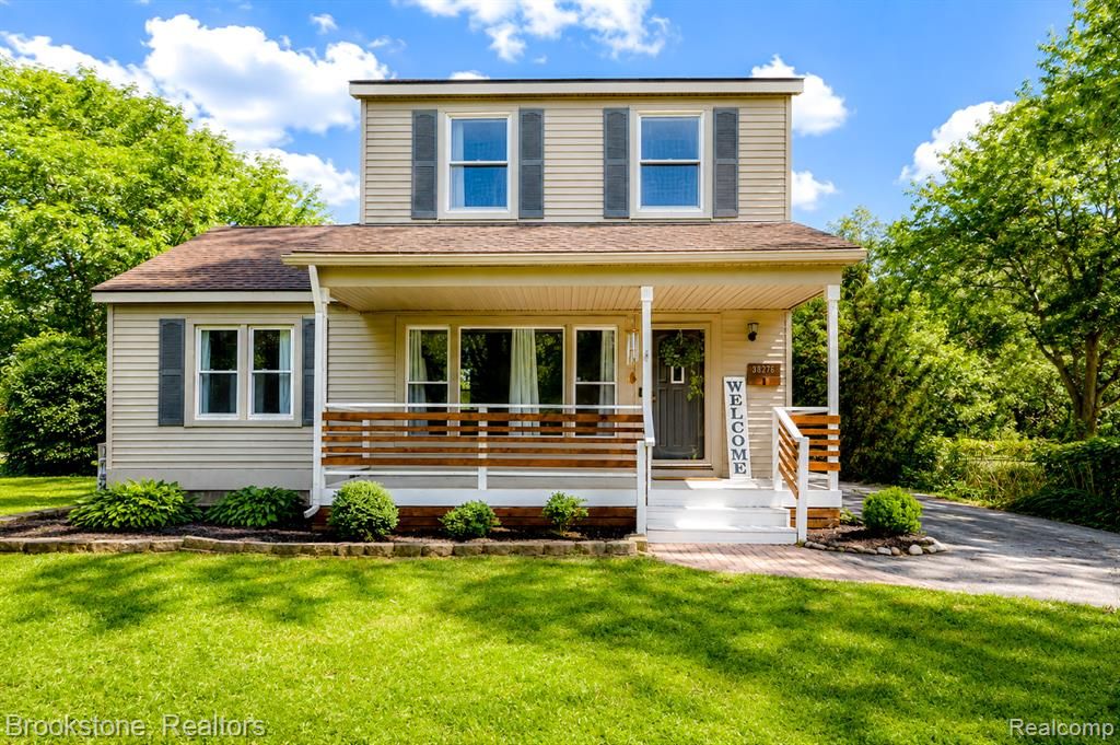 38276 Hamon Street, Harrison Twp, MI 48045