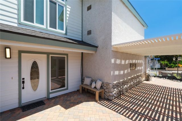 1301 Lakeside Lane, Huntington Beach, CA 92648