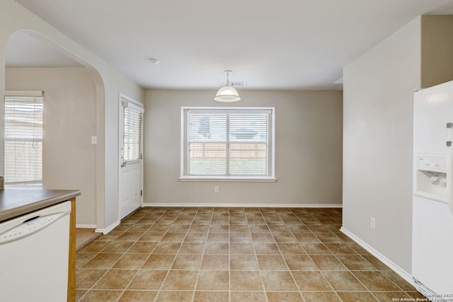 10248 CRYSTAL VIEW, Universal City, TX 78148