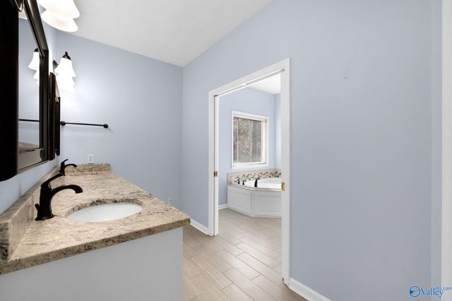 1504 Magnolia Drive NW, Hartselle, AL 35640