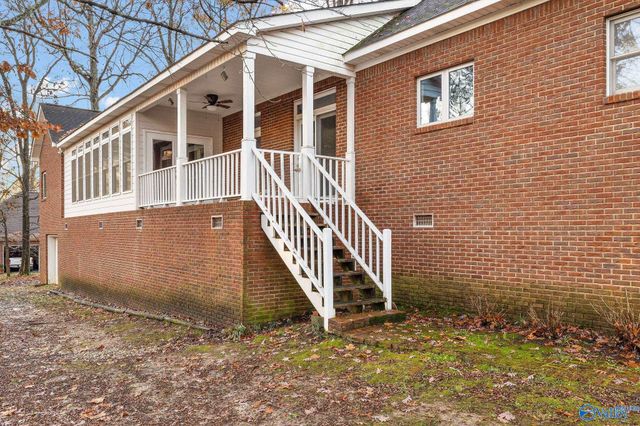 1504 Magnolia Drive NW, Hartselle, AL 35640