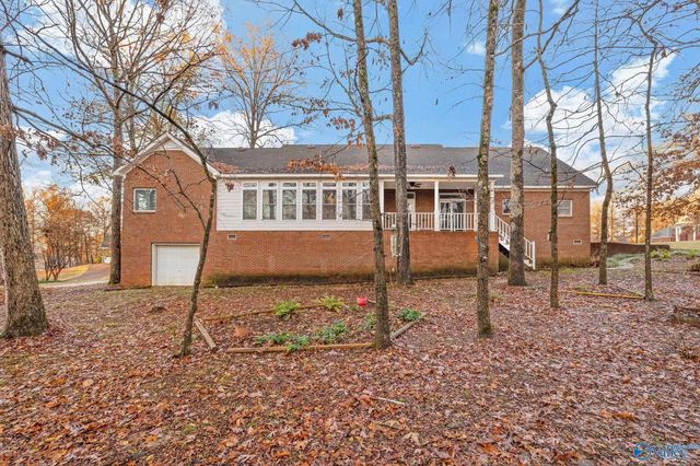 1504 Magnolia Drive NW, Hartselle, AL 35640