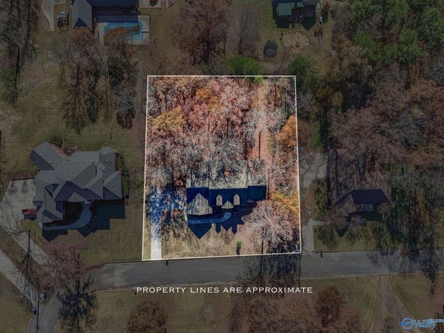 1504 Magnolia Drive NW, Hartselle, AL 35640