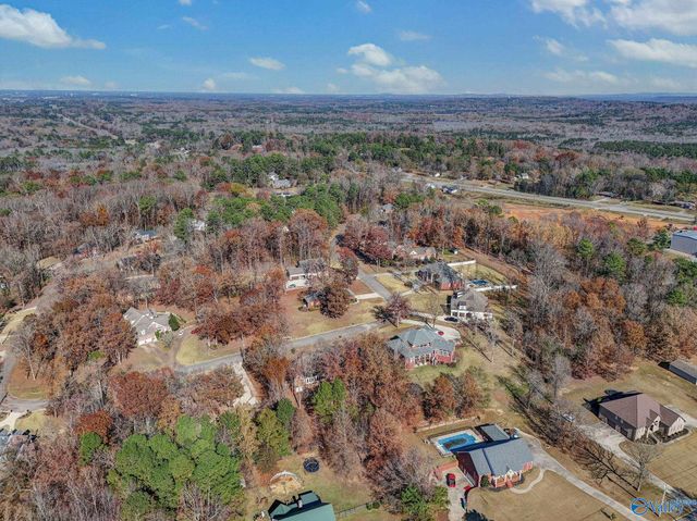 1504 Magnolia Drive NW, Hartselle, AL 35640