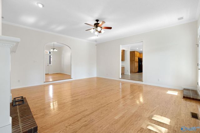 1504 Magnolia Drive NW, Hartselle, AL 35640