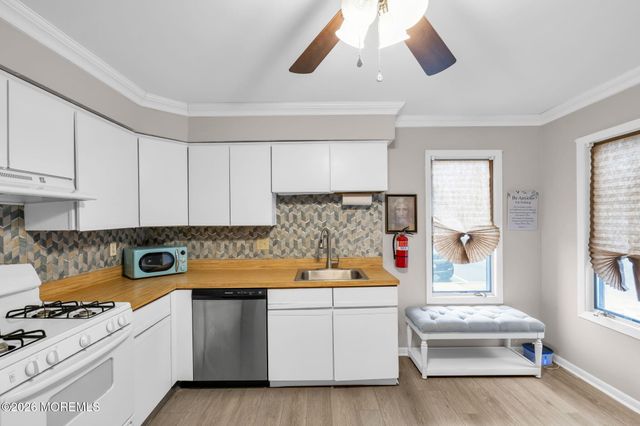 707 Bounty Court, Toms River, NJ 08753