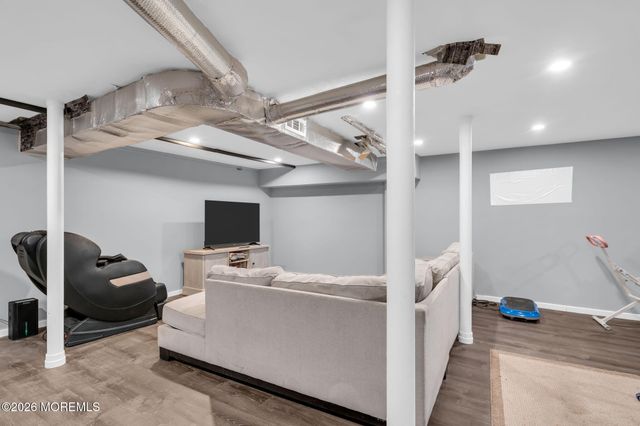 707 Bounty Court, Toms River, NJ 08753