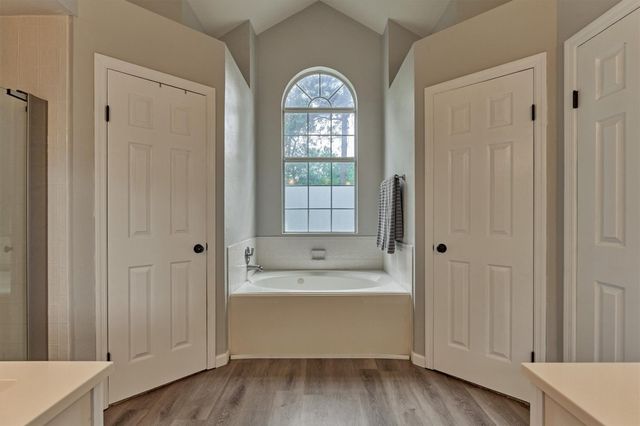 19 Greentwig Place, Spring, TX 77381