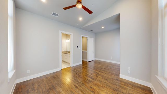 13228 Bee Street, Farmers Branch, TX 75234