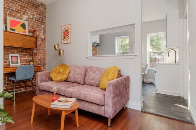 20 Atwood Square 5, Boston, MA 02130