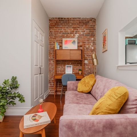 20 Atwood Square 5, Boston, MA 02130