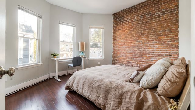 20 Atwood Square 5, Boston, MA 02130
