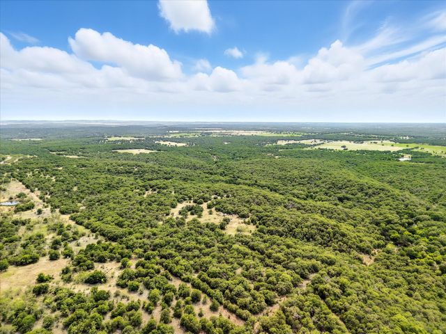 000 Hoefle Road, Jacksboro, TX 76458