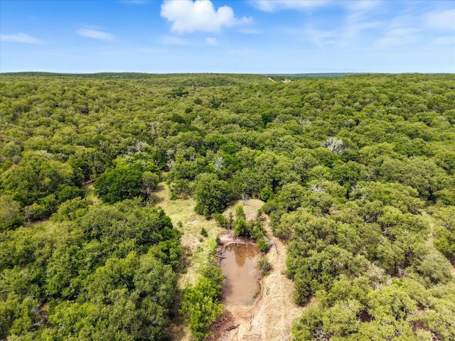 000 Hoefle Road, Jacksboro, TX 76458