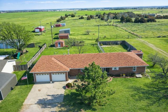 112 S Willow, Chase, KS 67524