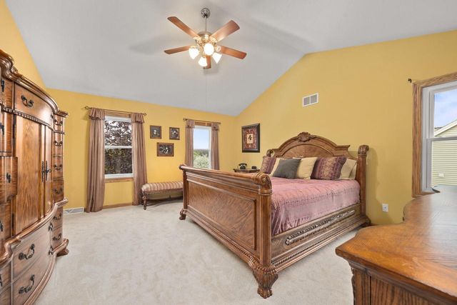 1440 Mario LANE, Oak Creek, WI 53154