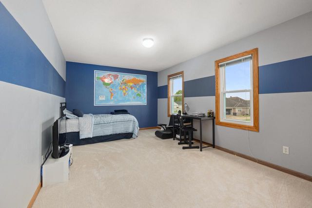 1440 Mario LANE, Oak Creek, WI 53154