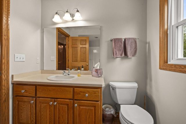 1440 Mario LANE, Oak Creek, WI 53154