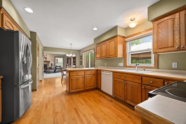 1440 Mario LANE, Oak Creek, WI 53154