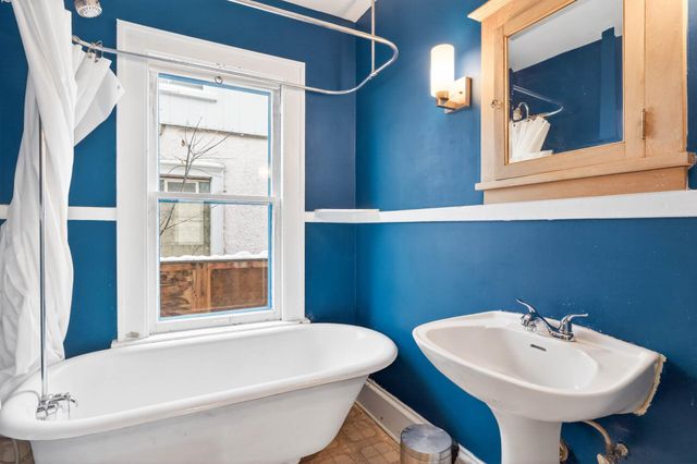 3905 26th Avenue S, Minneapolis, MN 55406