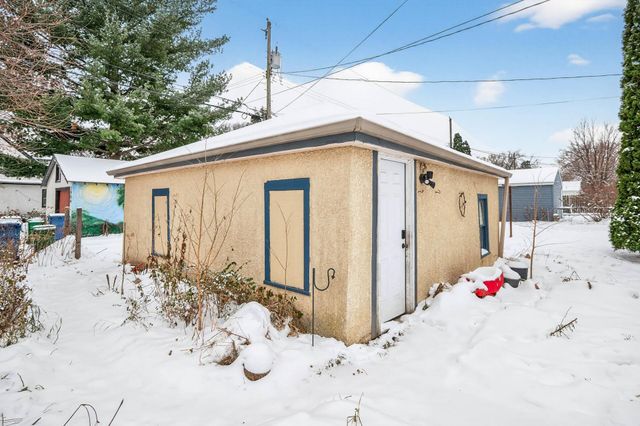 3905 26th Avenue S, Minneapolis, MN 55406