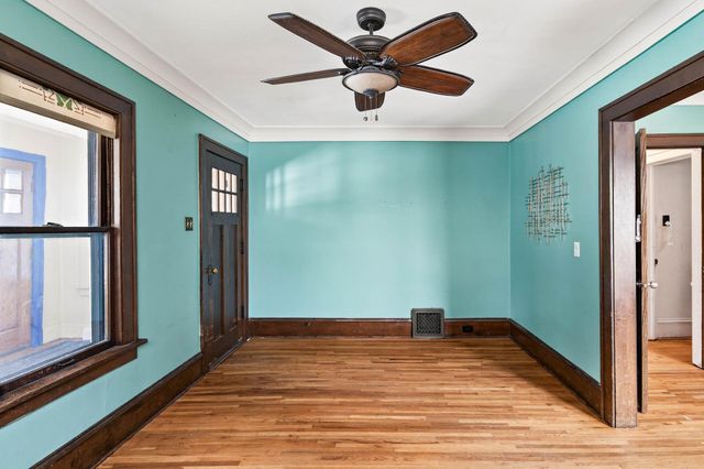 3905 26th Avenue S, Minneapolis, MN 55406