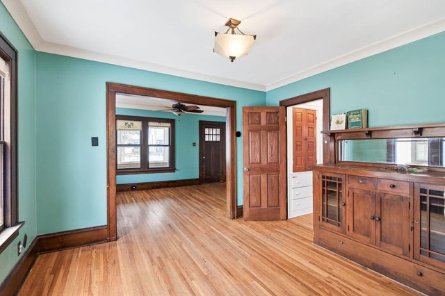 3905 26th Avenue S, Minneapolis, MN 55406