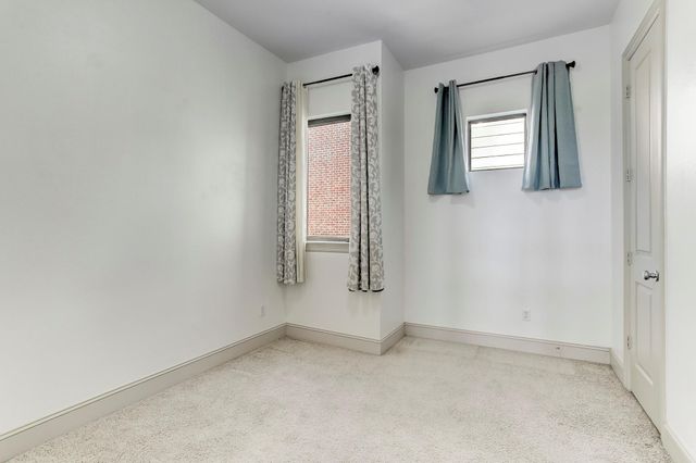 2825 Pease Street, Houston, TX 77003