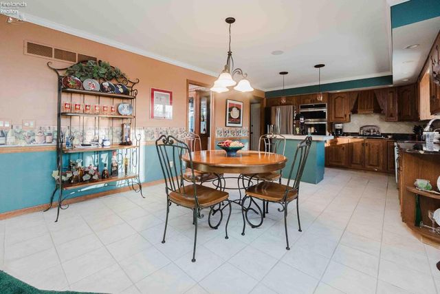 1250 Morrison Road, Fremont, OH 43420