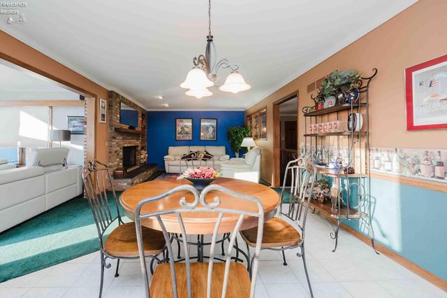 1250 Morrison Road, Fremont, OH 43420