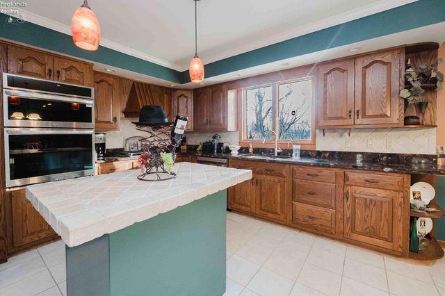 1250 Morrison Road, Fremont, OH 43420