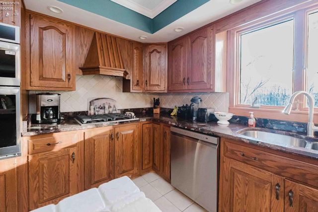 1250 Morrison Road, Fremont, OH 43420