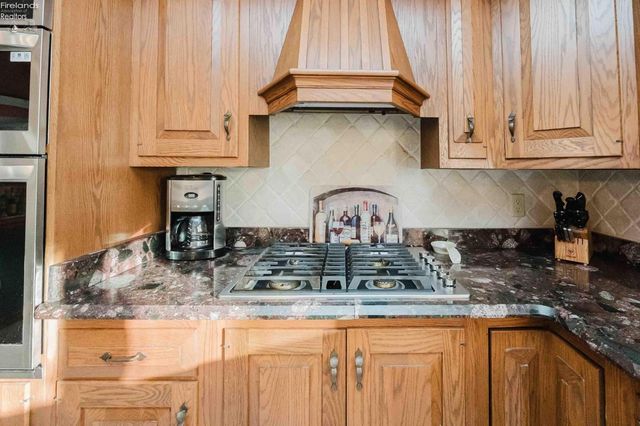 1250 Morrison Road, Fremont, OH 43420