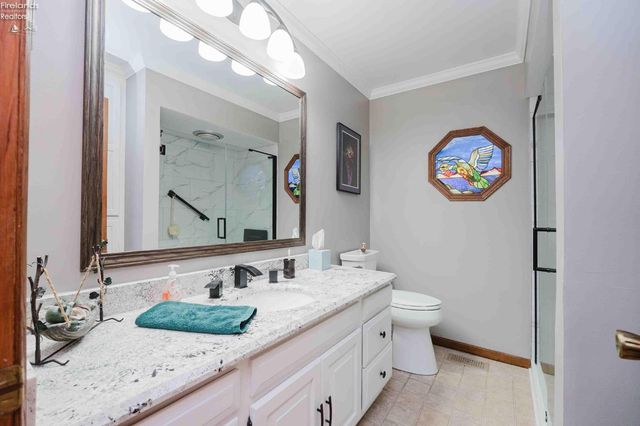 1250 Morrison Road, Fremont, OH 43420