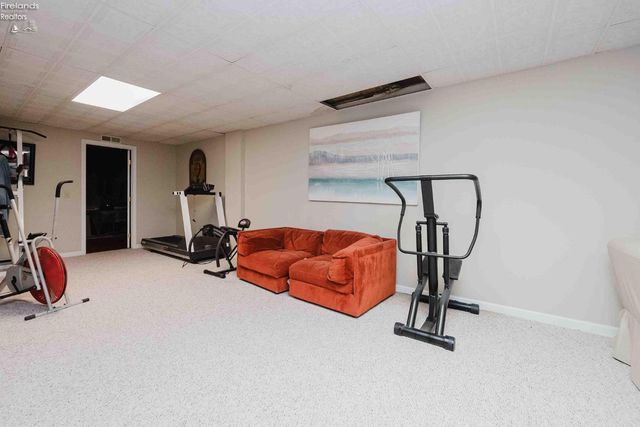 1250 Morrison Road, Fremont, OH 43420