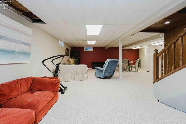 1250 Morrison Road, Fremont, OH 43420