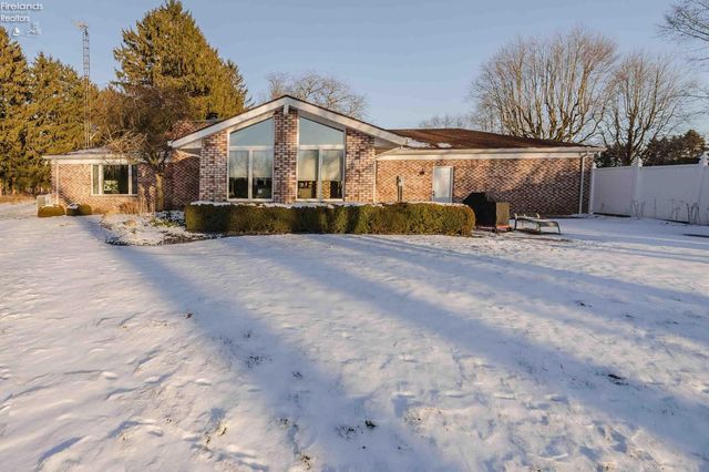 1250 Morrison Road, Fremont, OH 43420