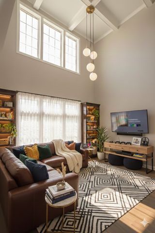 5952 Hunt Valley Drive, Spring Hill, TN 37174