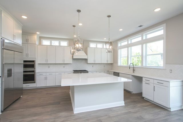 5952 Hunt Valley Drive, Spring Hill, TN 37174