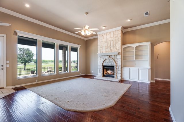 9520 Nutcracker Court, Granbury, TX 76049