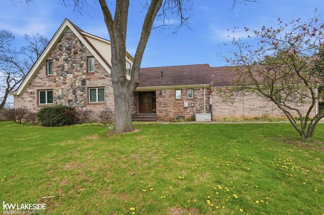 70350 Henry Ross Drive, Bruce Twp, MI 48065
