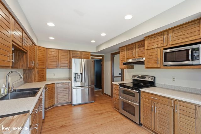 70350 Henry Ross Drive, Bruce Twp, MI 48065
