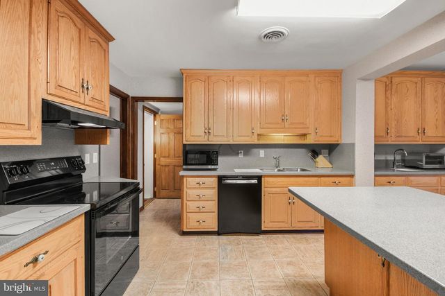 8010 GLENDALE DR, Frederick, MD 21702