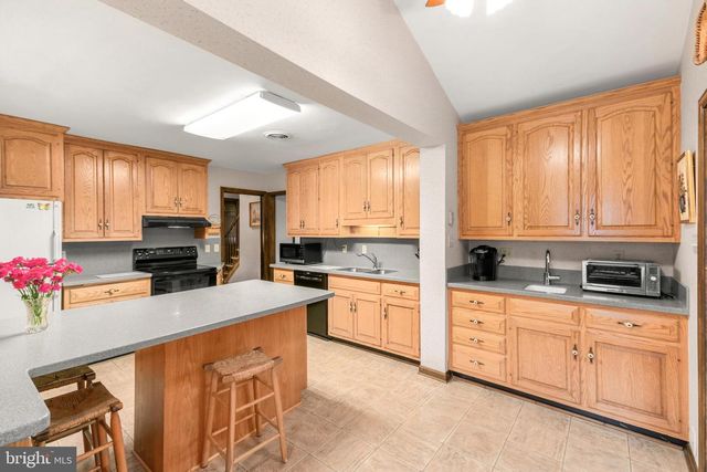 8010 GLENDALE DR, Frederick, MD 21702