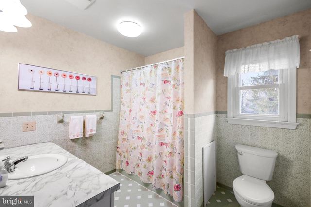 8010 GLENDALE DR, Frederick, MD 21702