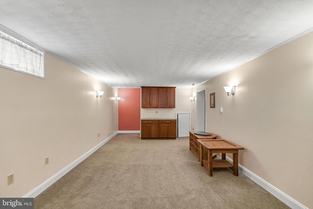 8010 GLENDALE DR, Frederick, MD 21702